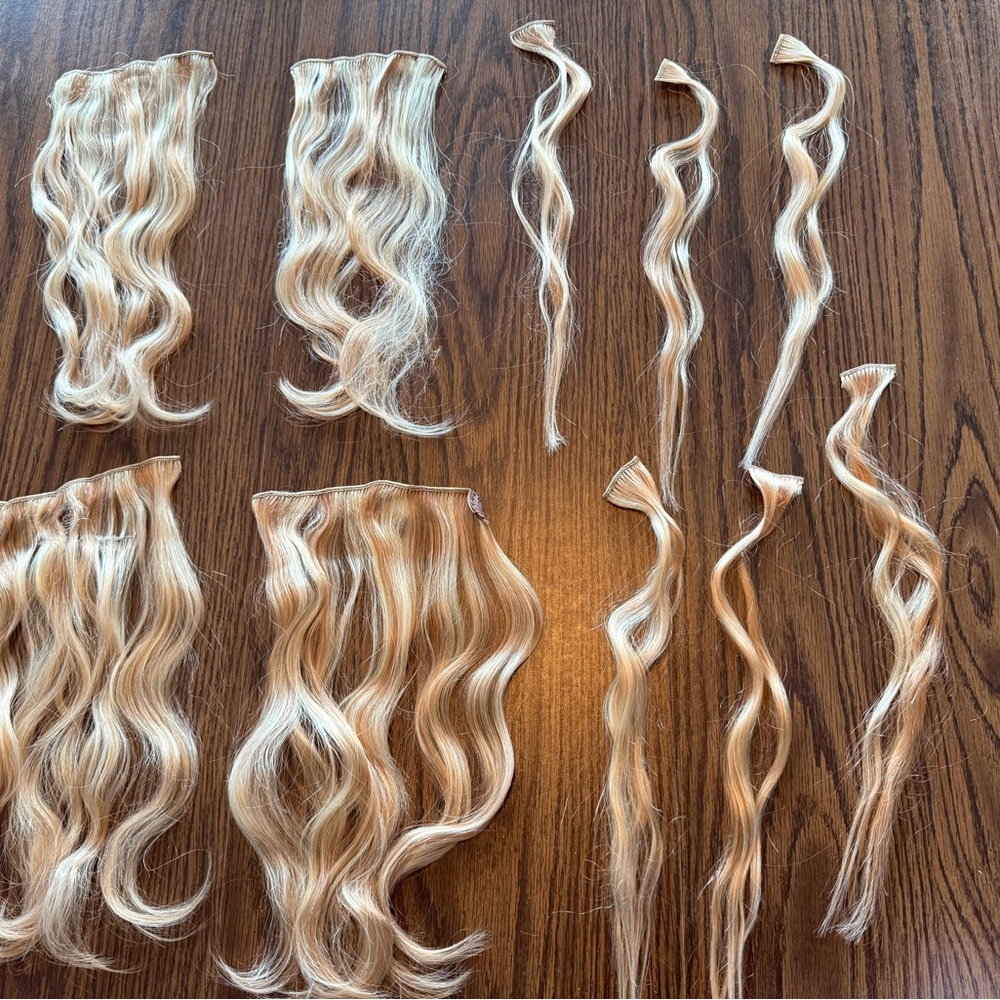 Blonde Clip-In Hair Extensions - Picture 2 of 2